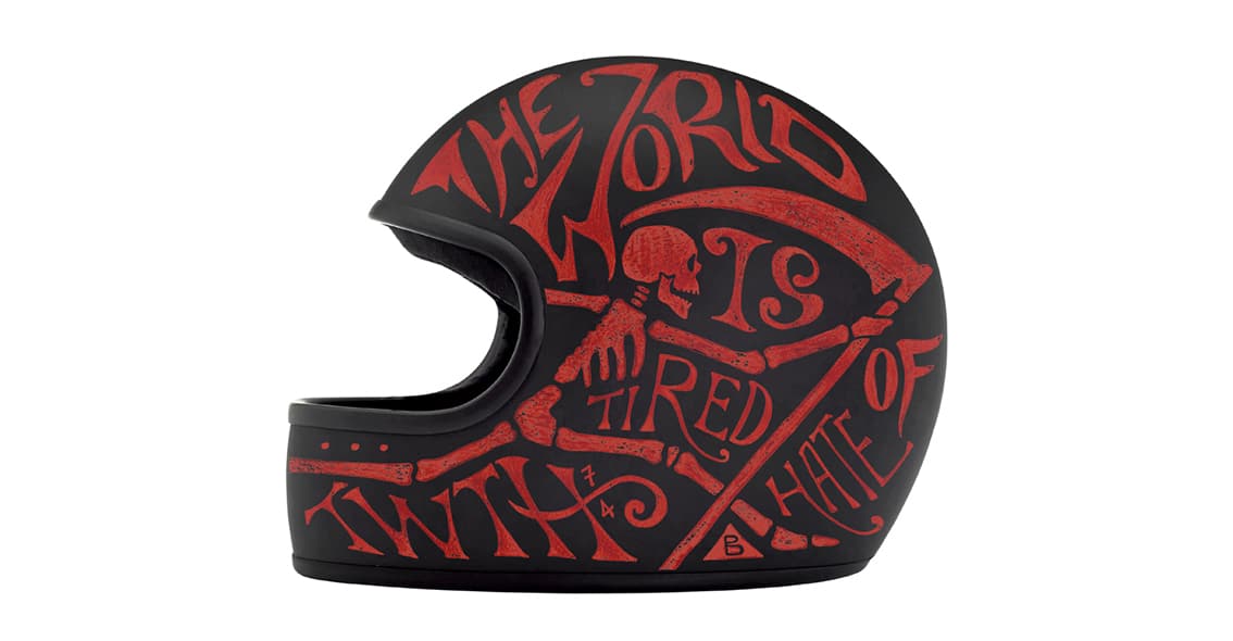 Expert helmet customization with handcrafted vintage-style illustrations.