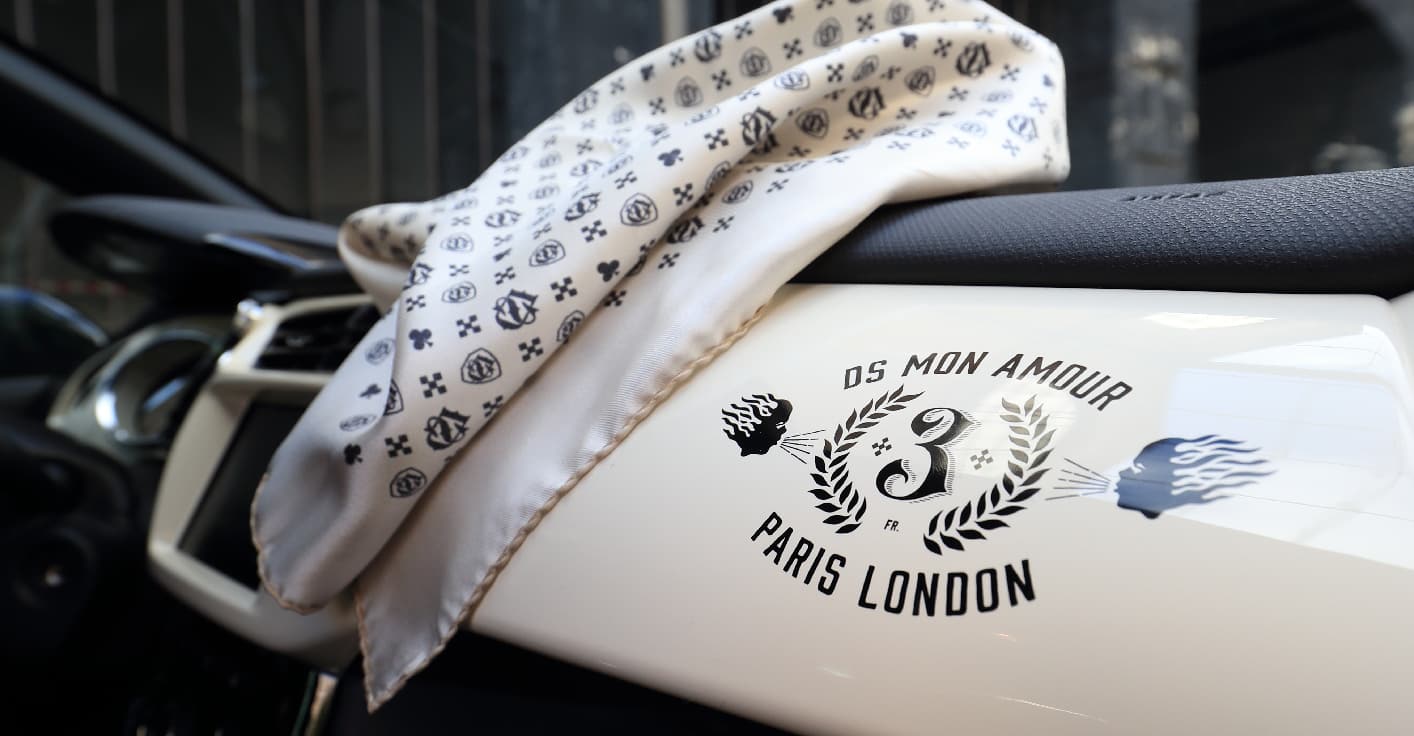 DS3 Café Racer side badge and artisanal branding - Limited series of 600 units.